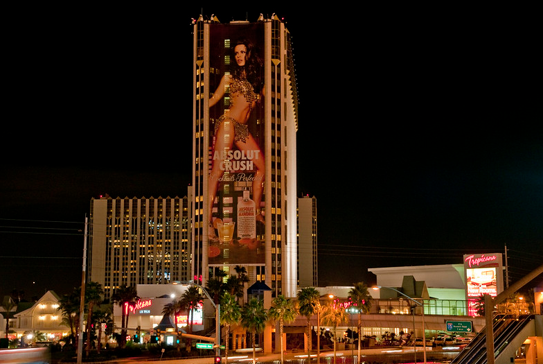 Do Vegas hotels scan your ID