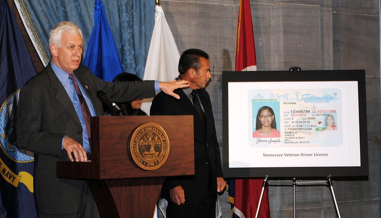 how to spot a fake Tennessee id in 2023