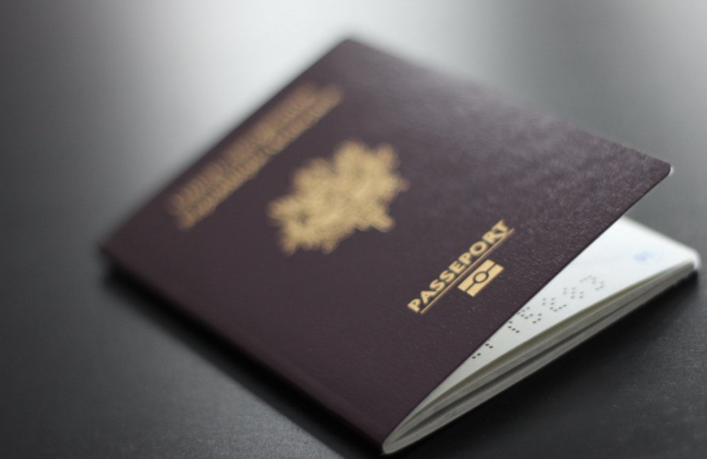 Identifying Fake US Passports